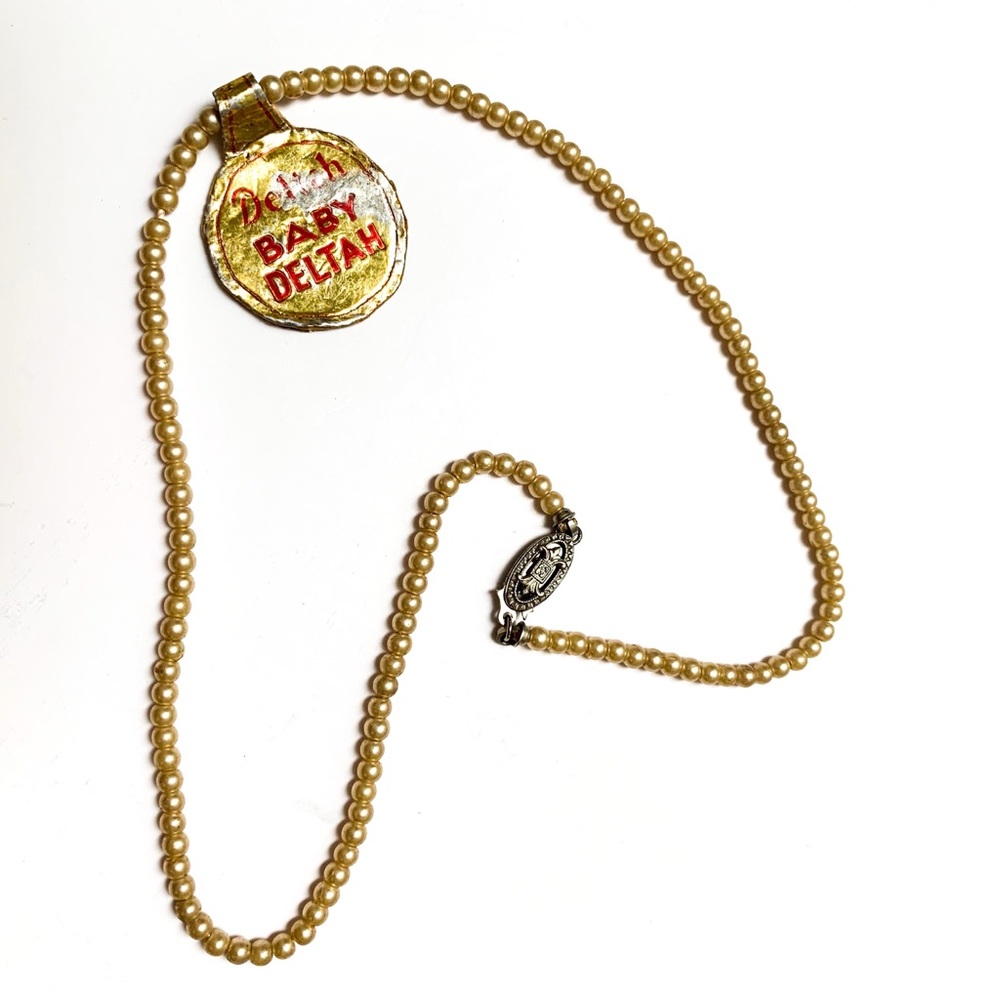 Vintage Baby Deltah Pearls